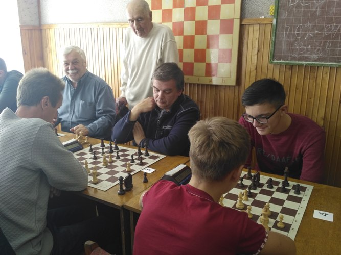 У Ковелі за перемогу у турнірі змагалися шахісти