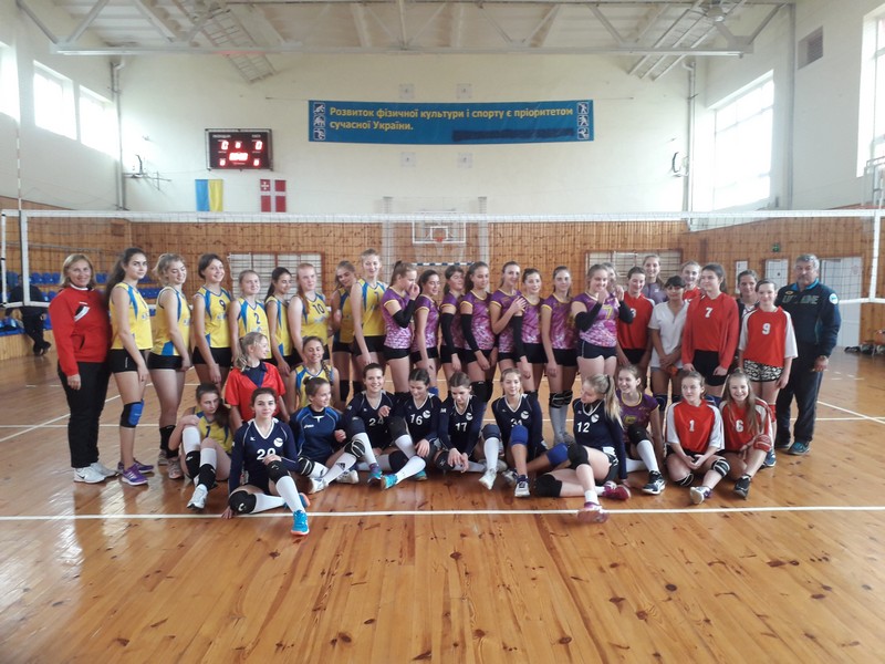 У Ковелі відбувся міжобласний турнір з волейболу «Барви осені»