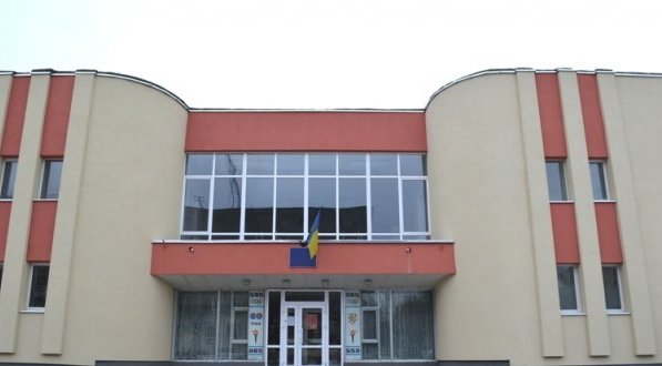 Завершується ремонт будівлі та благоустрій території комплексної ДЮСШ