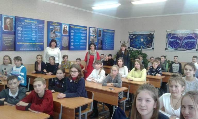 З учнями шкіл міста соціально важливі теми обговорили фахівці