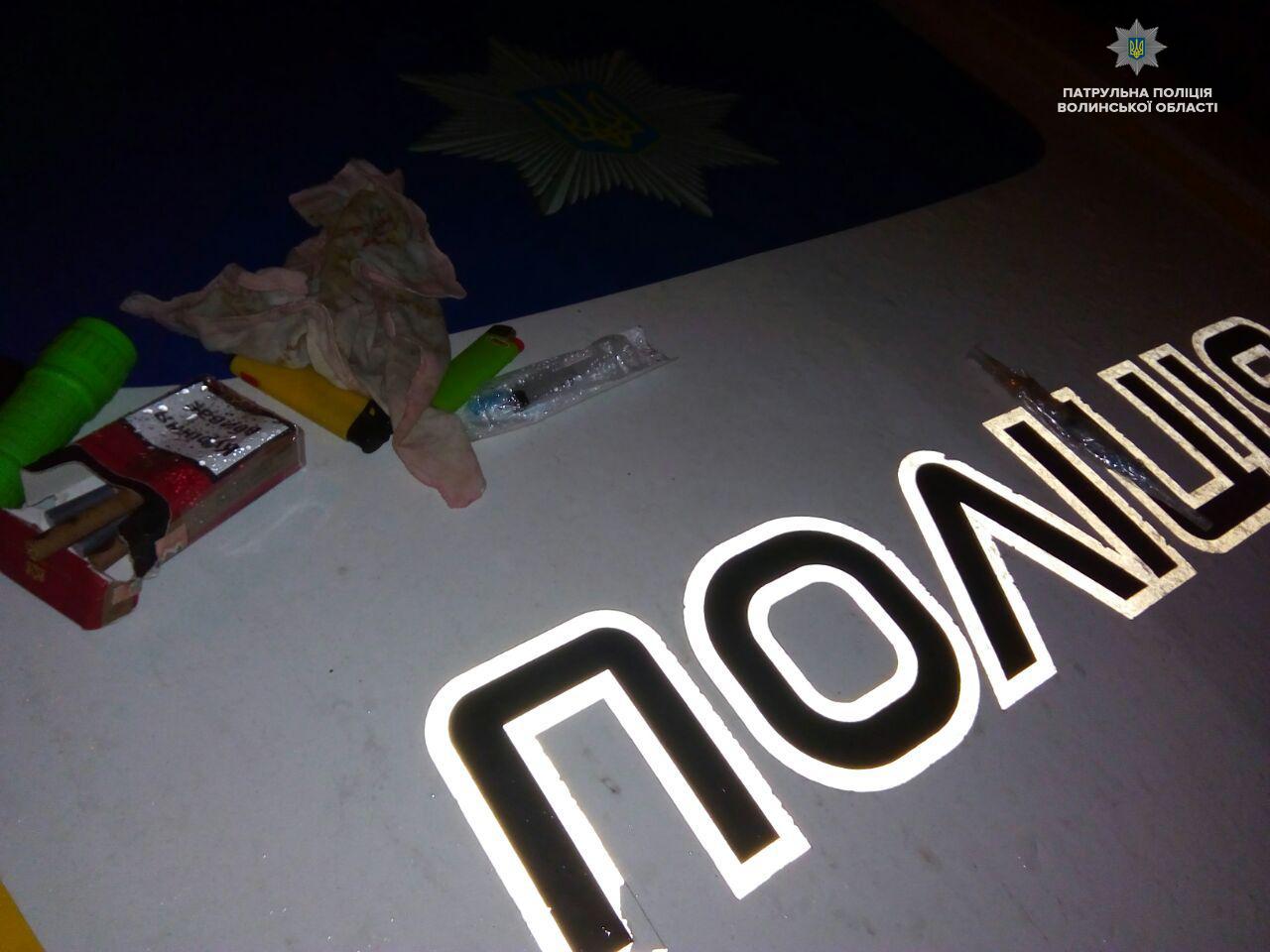 У Ковелі виявили чоловіка з підозрілою речовиною у шприцах