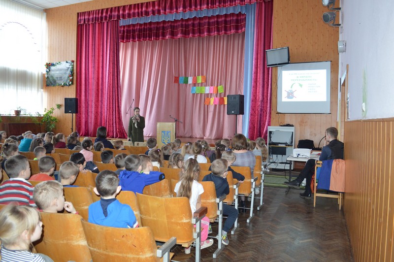 У Ковелі стартував освітній екологічний проект «Україна без сміття»