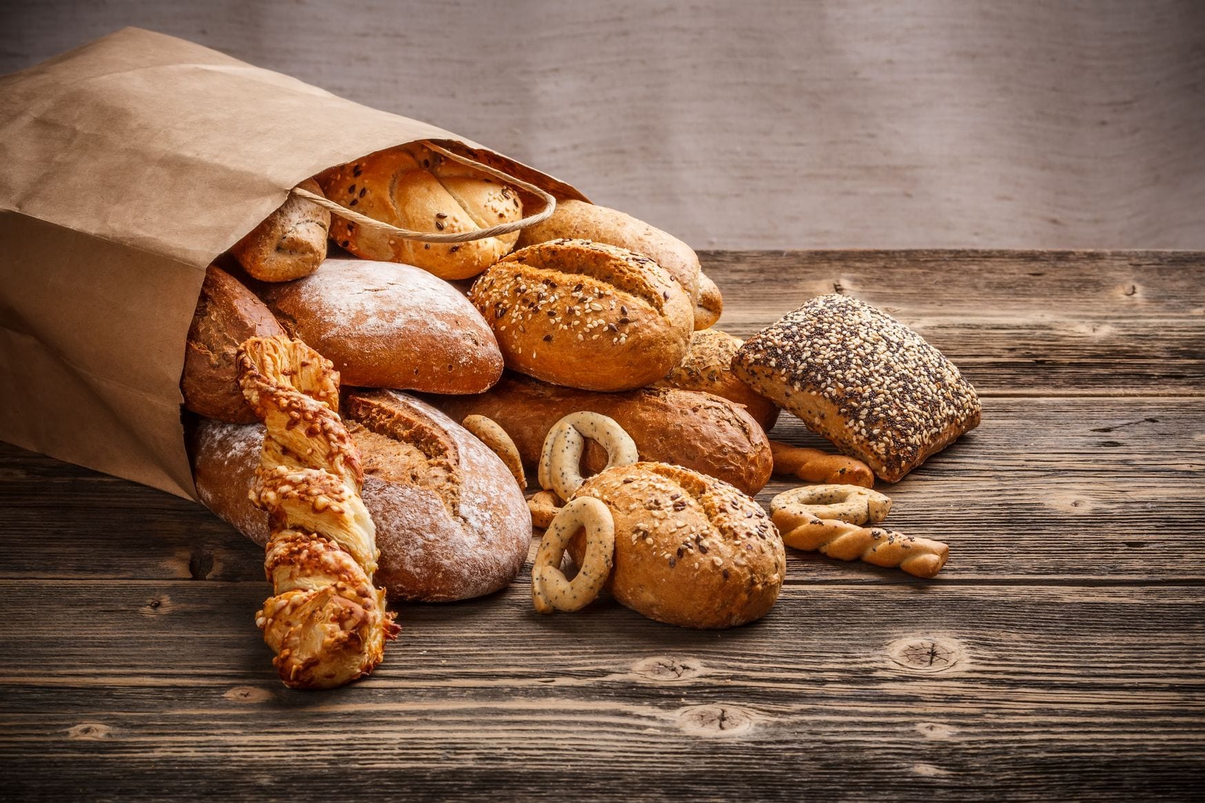 Як зберігати хліб влітку, щоб не запліснявів: корисні лайфхаки
